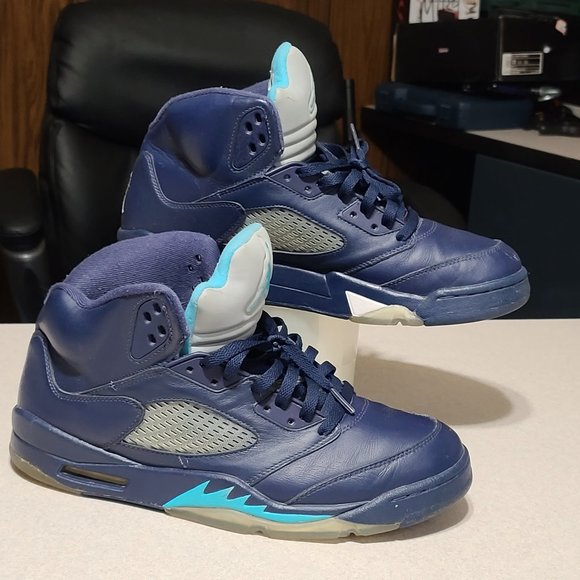 Nike Other - ❤️️SOLD!!!❤️ Jordan 5 Retro Pre-Grape